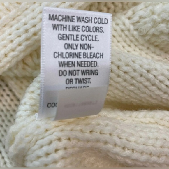 Women Creamish White Sweater with attached hood - Picture 9 of 9